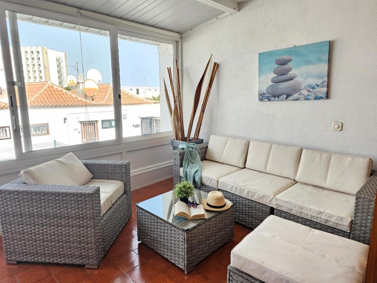 Apartment Holidays & Pool ,aircond , Americas *